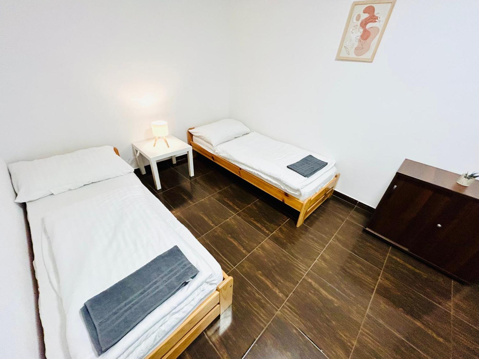Appartement With Free Parking 5